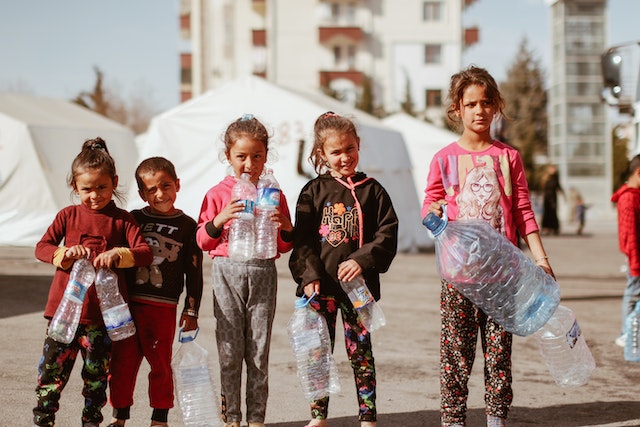 Depremden Etkilenenlere ÜCRETSİZ DESTEK veren Adresler