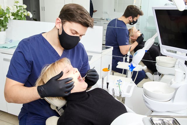 Hamilelik döneminde sağlıklı diş ve diş etleri için neler yapılmalı?
